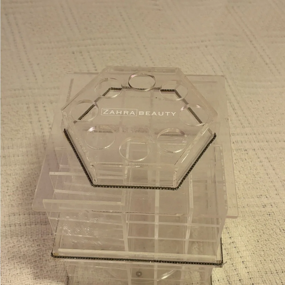 Zahra Beauty Clear Acrylic Lipstick Tower